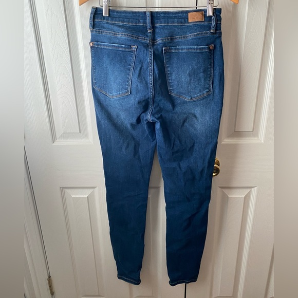 Judy Blue Medium Wash High-Rise Button-Fly Skinny Fit Jeans SZ 30 - Picture 2 of 8